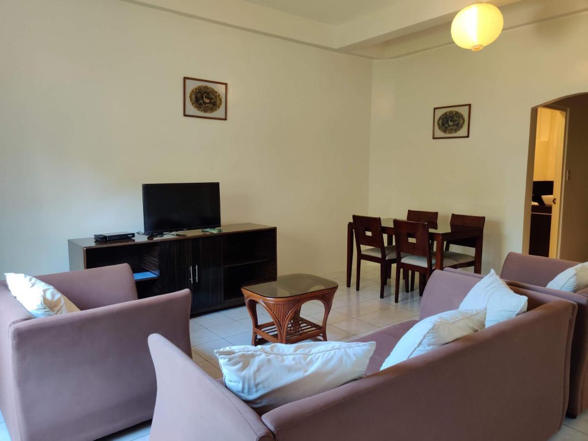 Red Knight Gardens Hotel Davao Bagian luar foto