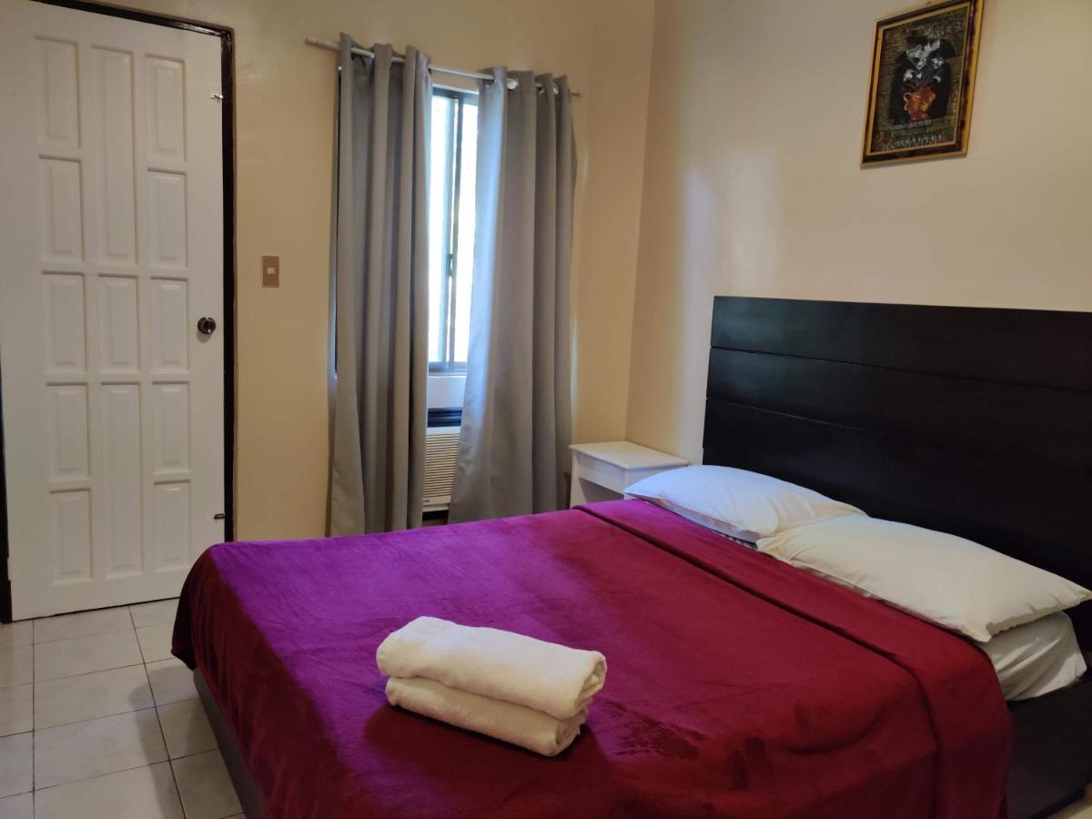 Red Knight Gardens Hotel Davao Bagian luar foto