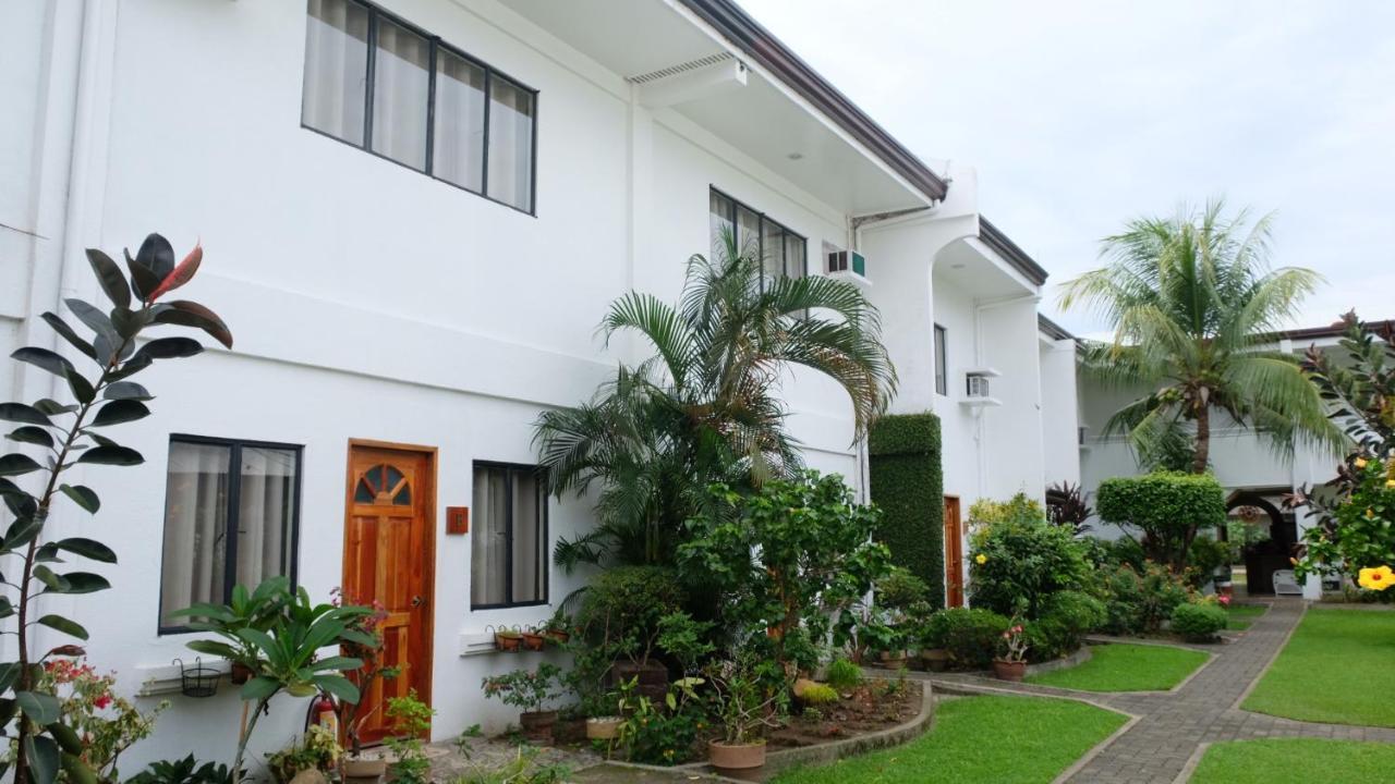 Red Knight Gardens Hotel Davao Bagian luar foto