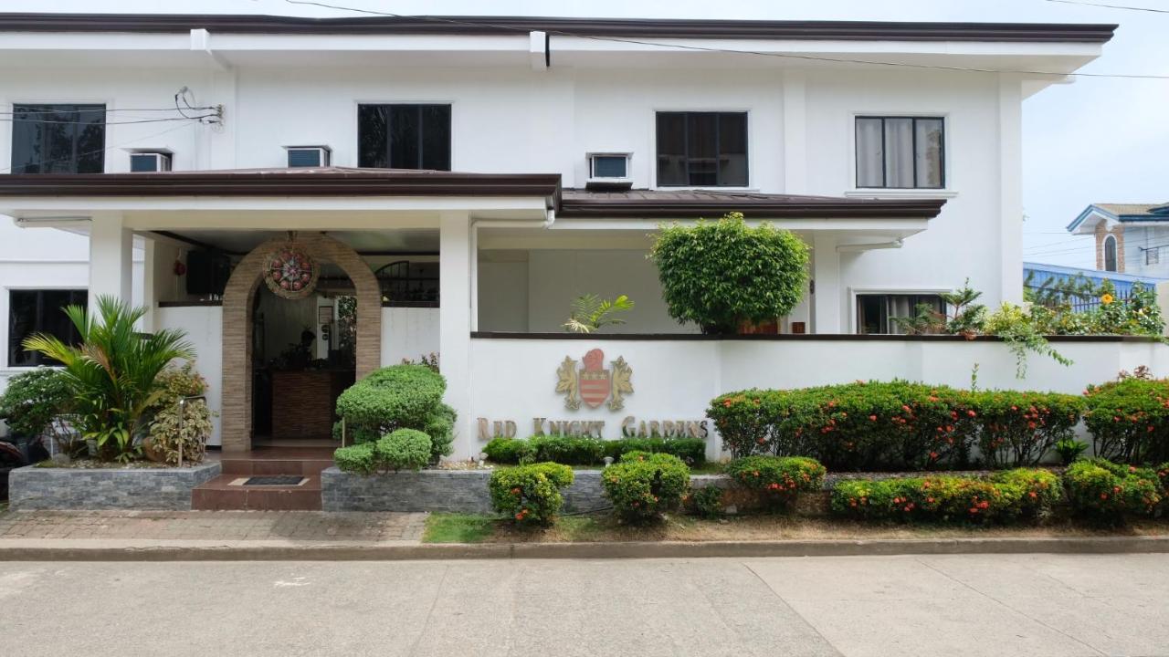 Red Knight Gardens Hotel Davao Bagian luar foto